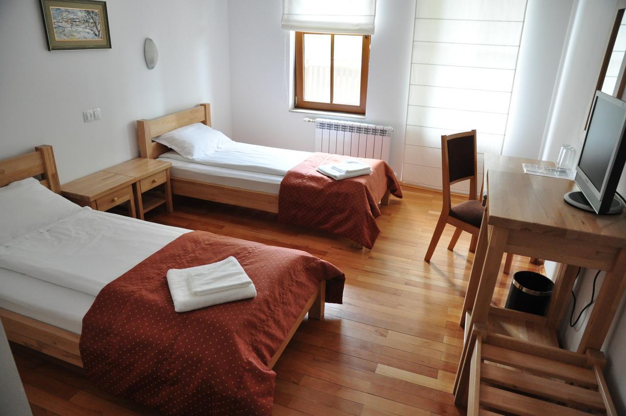 Hotel Black Stork Nisovo Extérieur photo