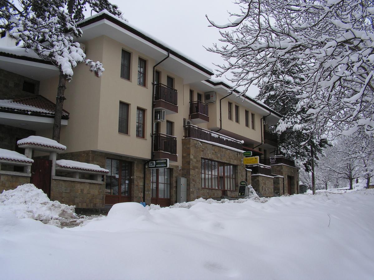 Hotel Black Stork Nisovo Extérieur photo