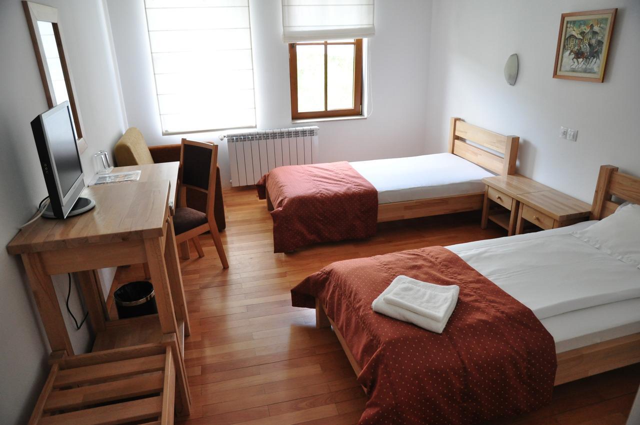 Hotel Black Stork Nisovo Extérieur photo